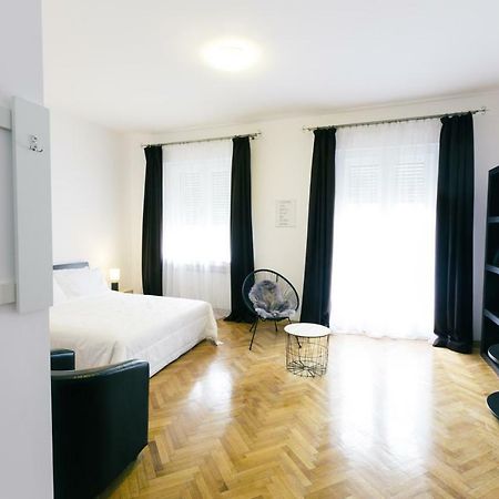 Street View Apartments Сибиу Екстериор снимка