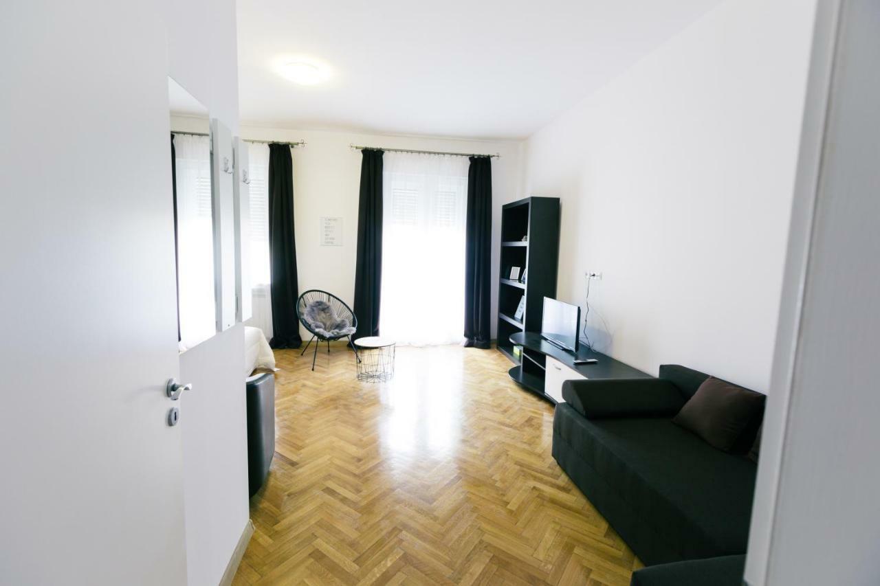 Street View Apartments Сибиу Екстериор снимка