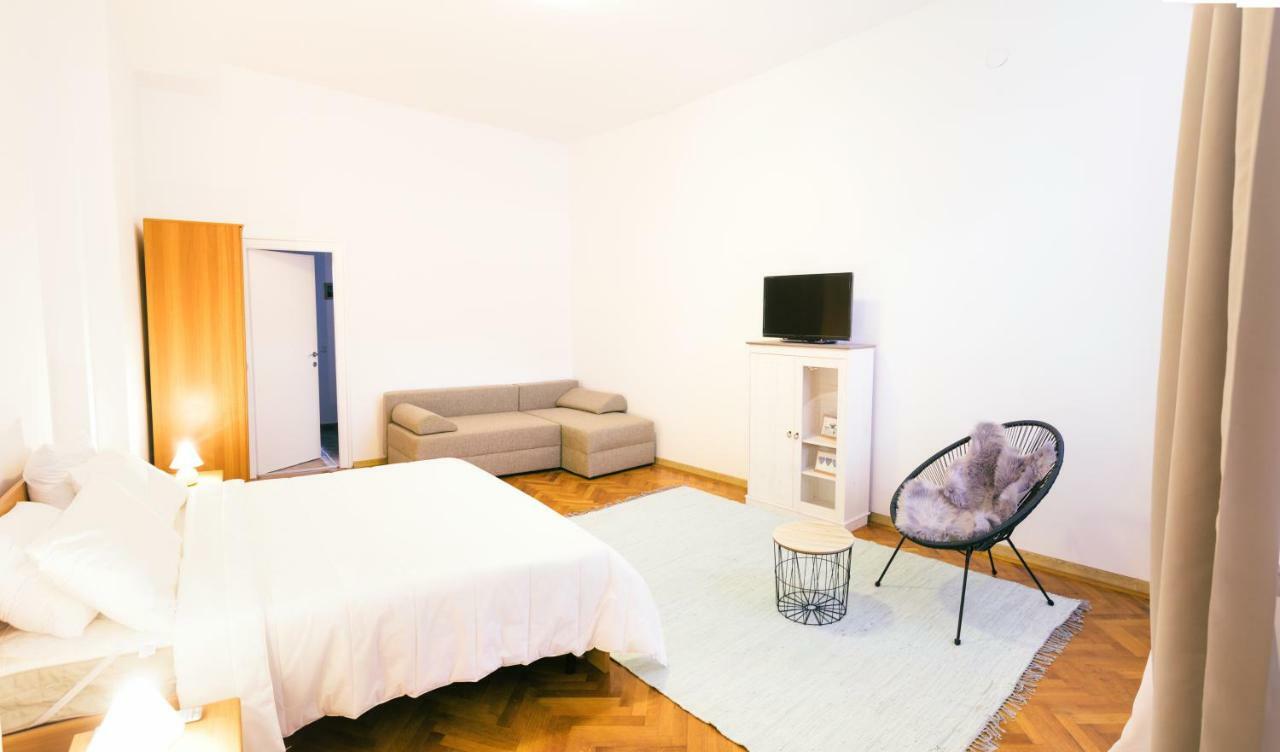 Street View Apartments Сибиу Екстериор снимка